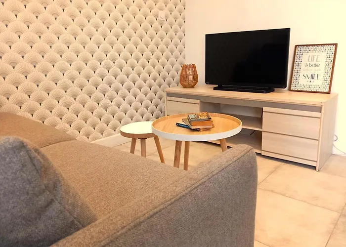 #2 Studio # Place Charmante