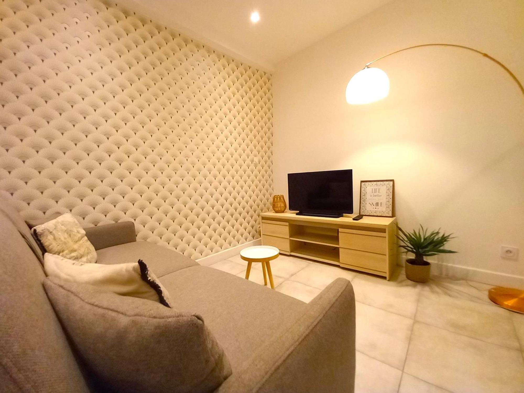 #2 # Place Charmante Apartment
